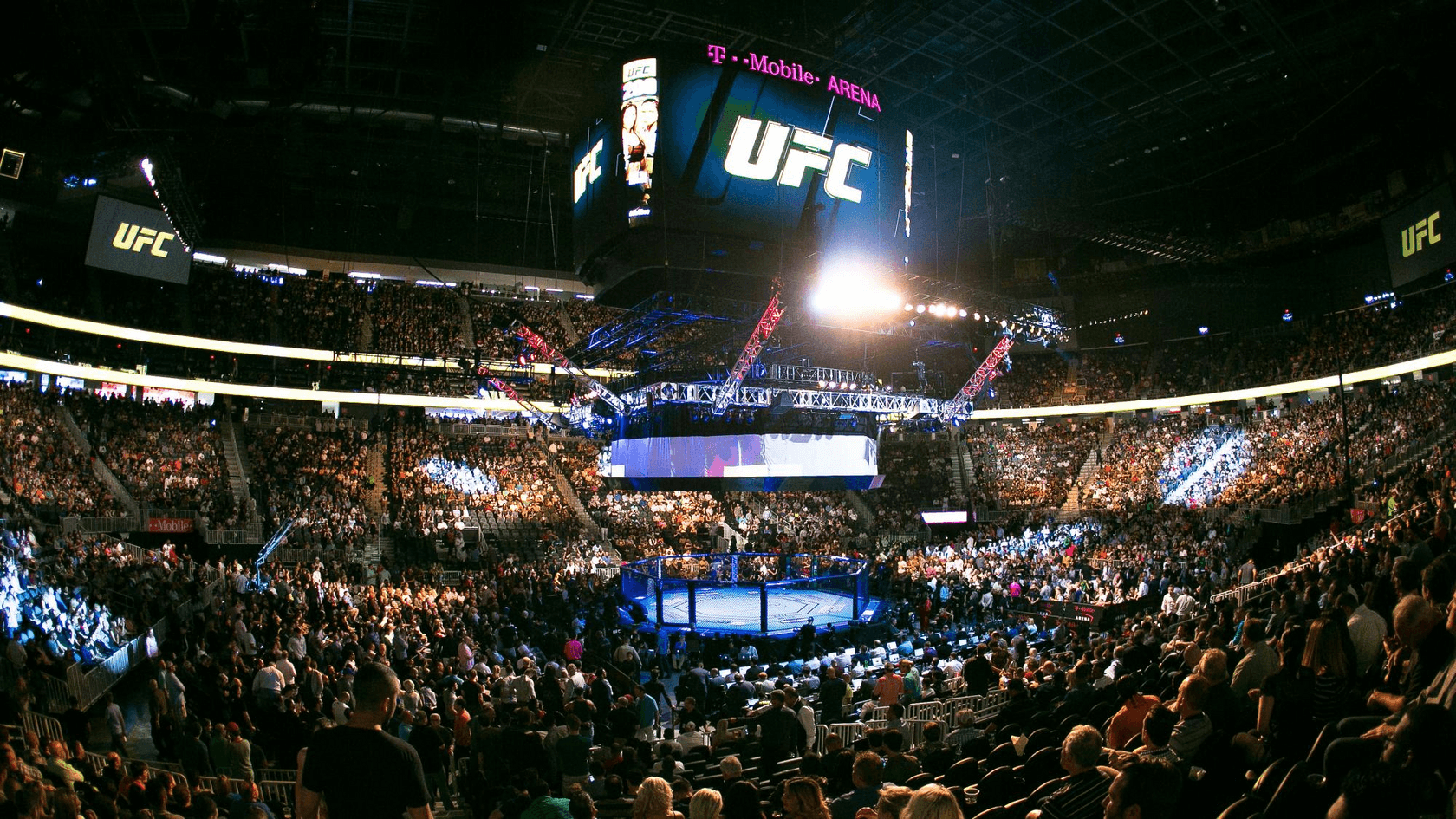 UFC — как безопасно купить билеты на турнир